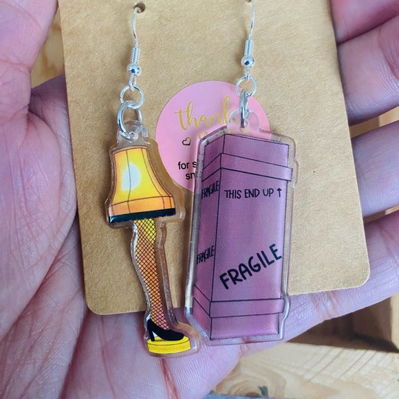 Last one!! Christmas story leg lamp earrings on hypoallergenic hook - Picture 2 of 5